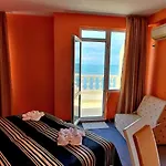 Family Paros 3* Pomorie
