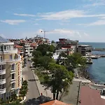 Family Paros Hotel 3*