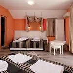 Family Paros Hotel 3*