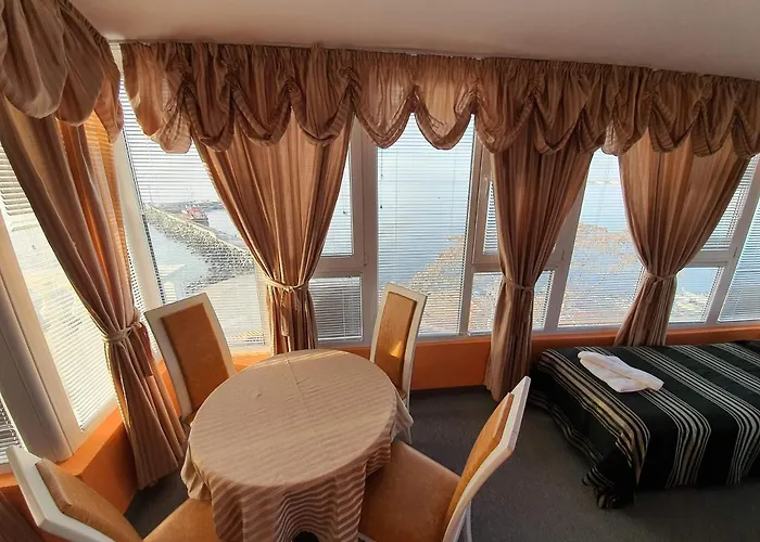 ホテル Family Paros