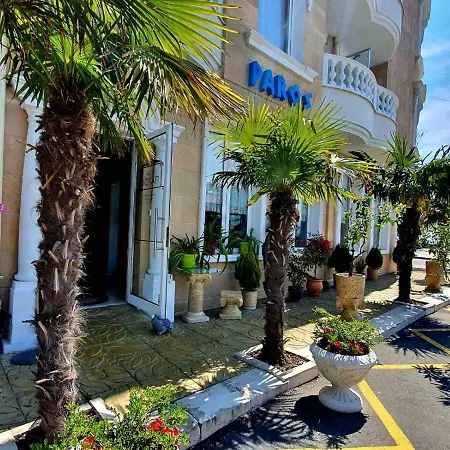 Хотел Family Paros Поморие