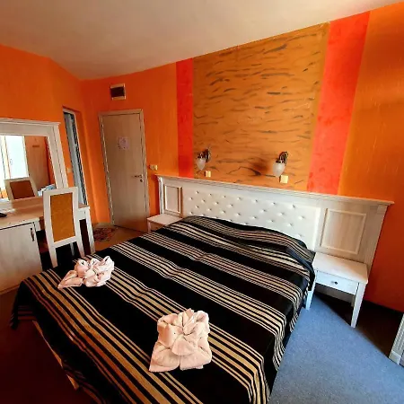 Hotel Family Paros Pomorie