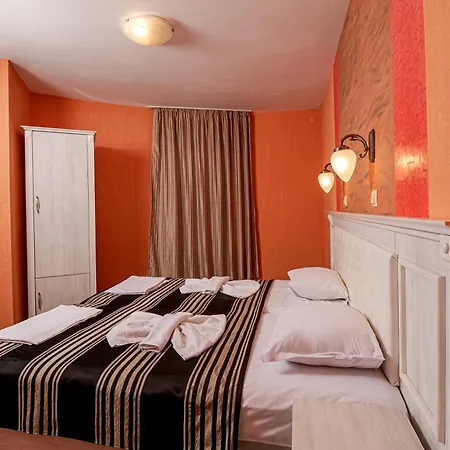 Family Paros Pomorie