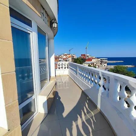 Family Paros Hotel 3*