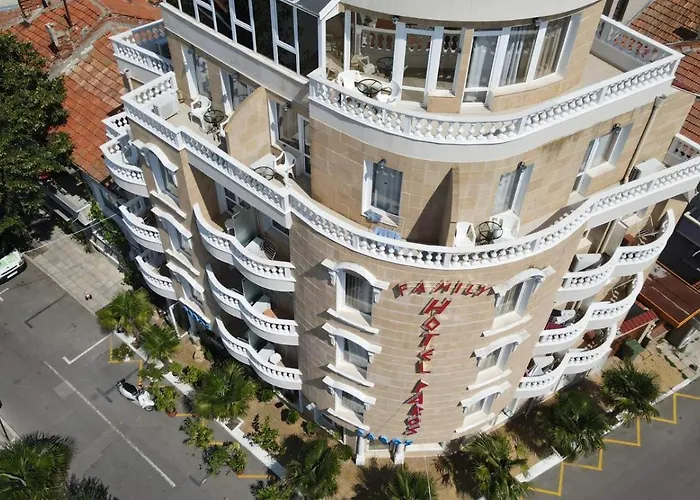 Hotel Family Paros 3*