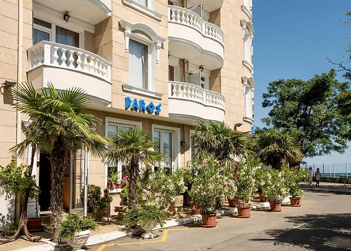 Family Paros Pomorie